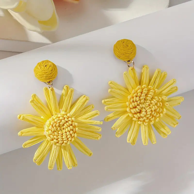 Hand-woven Raffia Sun Flower Dangle Earrings